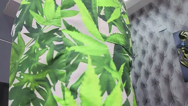 Hilary-banks online show from 09/18/25, 04:25