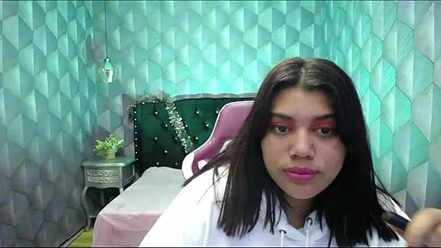 LindaBreeS online show from 01/06/25, 07:52