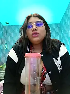 LindaBreeS online show from 01/07/25, 10:32