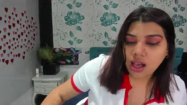LindaBreeS online show from 01/18/25, 04:10