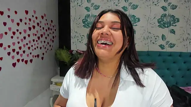 LindaBreeS online show from 01/22/25, 07:45
