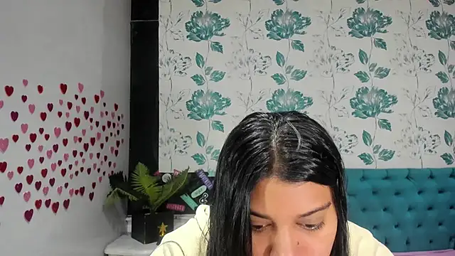 LindaBreeS online show from 01/27/25, 01:52
