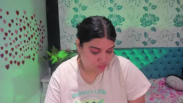 LindaBreeS online show from 01/30/25, 04:34