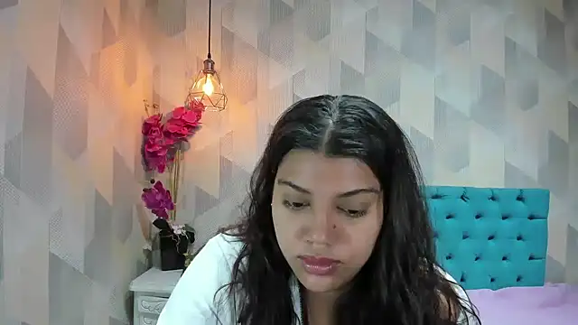 LindaBreeS online show from 05/20/26, 02:34