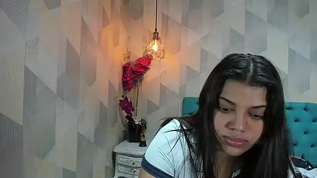 LindaBreeS online show from 05/25/26, 04:13