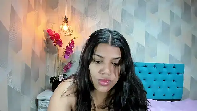LindaBreeS online show from 05/27/26, 01:30
