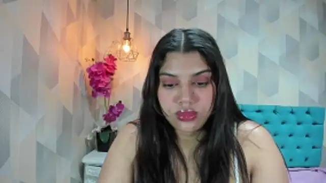 LindaBreeS online show from 05/31/26, 03:47