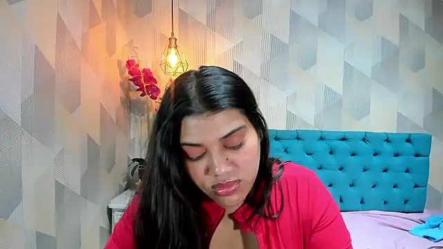 LindaBreeS online show from 06/03/26, 02:33