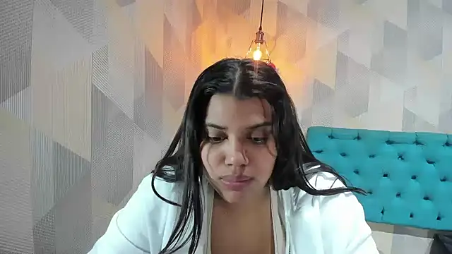 LindaBreeS online show from 06/07/26, 06:22