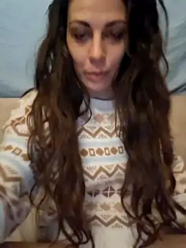 Snapshot of CoreSashaDylan chatting on 03/22/25, 04:03 CoreSashaDylan online show from 03/22/25, 04:03