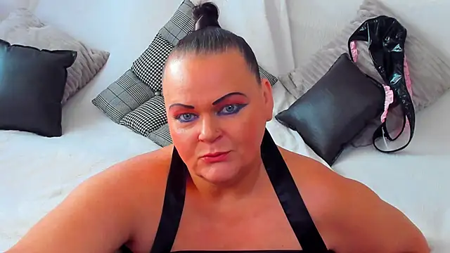 Snapshot of MilanaBiegert chatting on 10/08/25, 07:17 MilanaBiegert online show from 10/08/25, 07:17