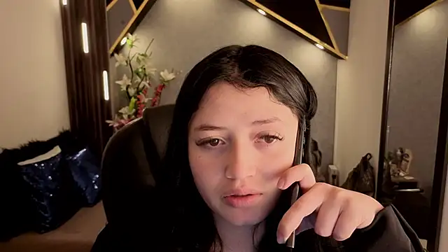 almma shy online show from 12/03/25, 01:42