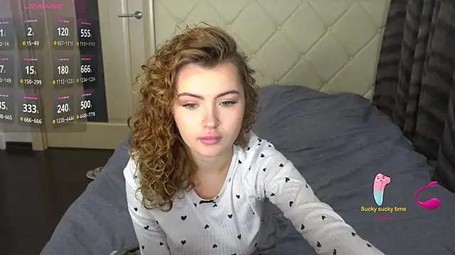 Snapshot of YesPussyClover chatting on 10/12/25, 07:46 YesPussyClover online show from 10/12/25, 07:46