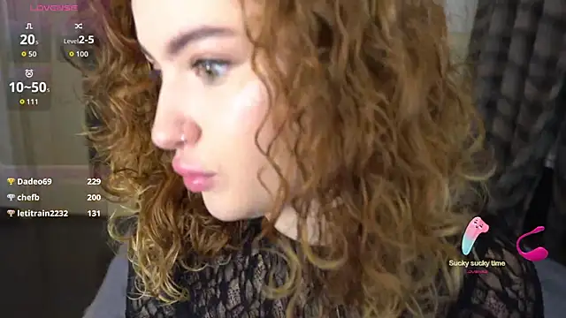 Snapshot of YesPussyClover chatting on 10/16/25, 07:48 YesPussyClover online show from 10/16/25, 07:48