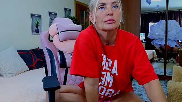 Snapshot of amelia_blondy chatting on 09/16/25, 11:22 amelia blondy online show from 09/16/25, 11:22