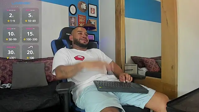 Snapshot of THIAGOXBIG chatting on 12/30/24, 04:09 THIAGOXBIG online show from 12/30/24, 04:09