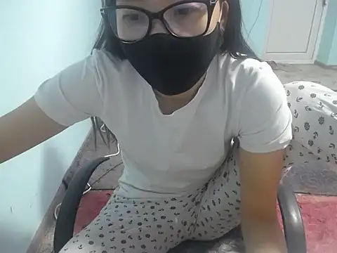 elllaaxx online show from 06/30/26, 04:02