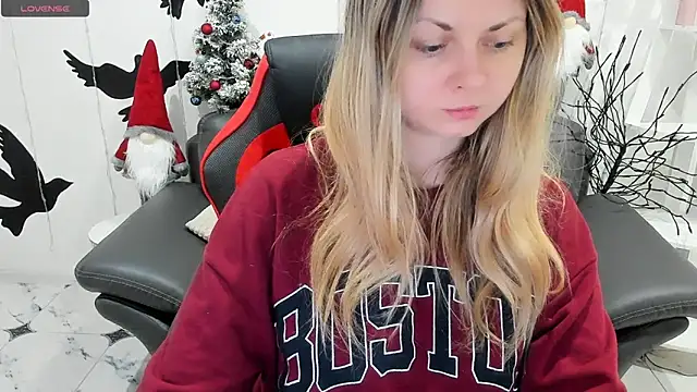 SmilingEmily  online show from 12/17/24, 07:29