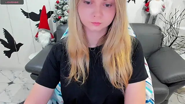 SmilingEmily  online show from 12/27/24, 07:29
