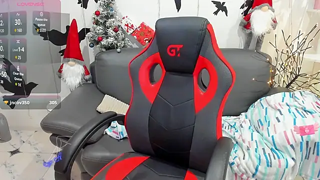 SmilingEmily  online show from 12/31/24, 10:48