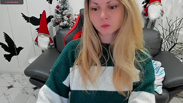 SmilingEmily  online show from 01/03/25, 06:44