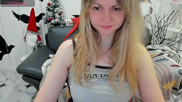 SmilingEmily  online show from 01/06/25, 07:42