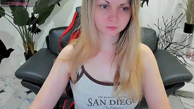 SmilingEmily  online show from 01/11/25, 07:17