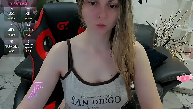 SmilingEmily  online show from 01/18/25, 04:37