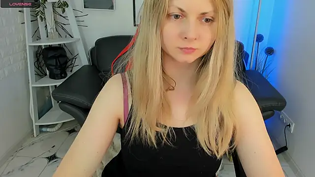 SmilingEmily  online show from 02/25/25, 07:52