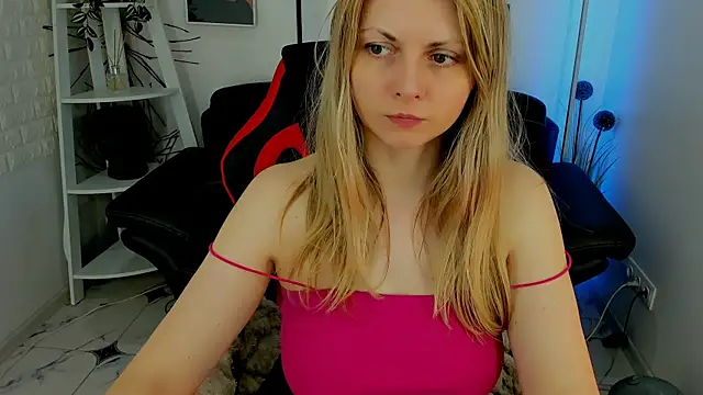 SmilingEmily  online show from 03/05/25, 11:06