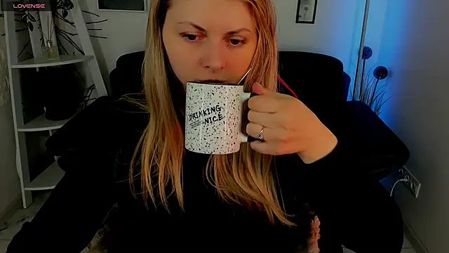 SmilingEmily  online show from 03/12/25, 07:24