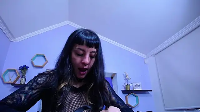 Naughty Kittenm online show from 01/18/25, 11:00