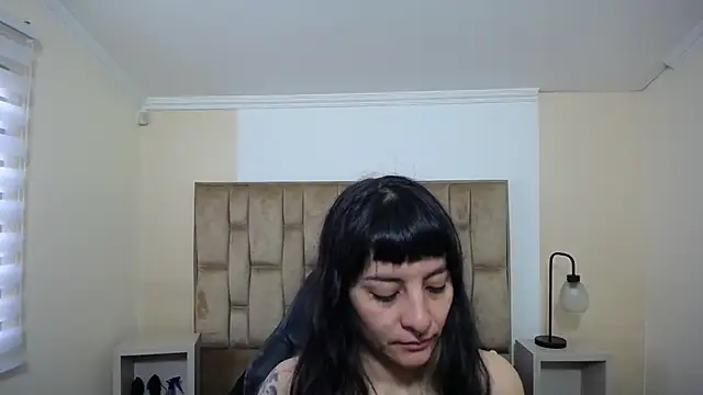 Naughty Kittenm online show from 09/16/25, 11:44