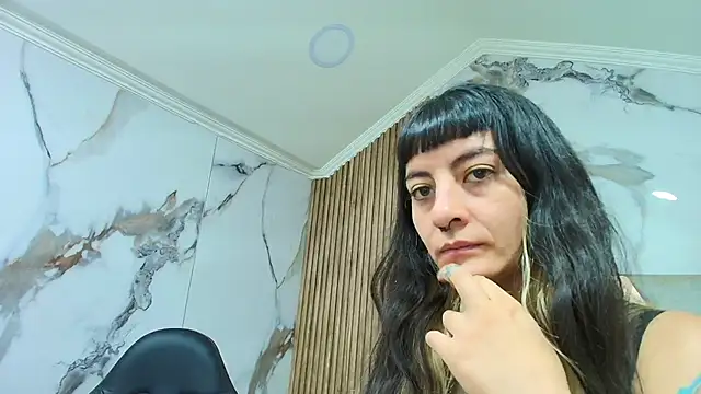 Naughty Kittenm online show from 05/19/26, 11:27