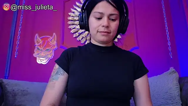 Julieta Russell online show from 05/19/26, 12:11