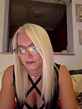 kikkastar online show from 10/09/25, 07:34