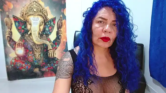 freyadevil333 online show from 01/04/25, 10:24