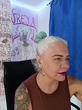 freyadevil333 online show from 06/07/26, 05:00