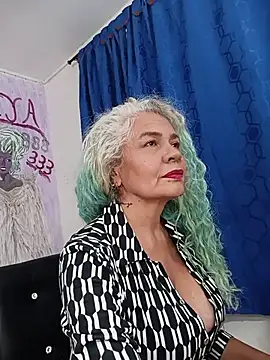 freyadevil333 online show from 07/17/26, 06:42