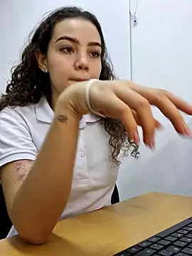 Angela hank2 online show from 10/09/25, 11:14