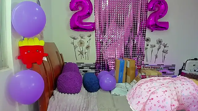 Angela hank2 online show from 06/17/26, 01:12