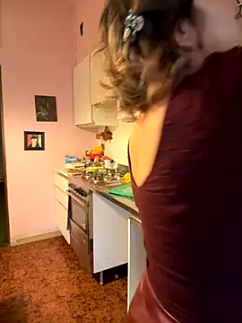 Snapshot of Sunbelxx chatting on 10/23/25, 07:40 Sunbelxx online show from 10/23/25, 07:40