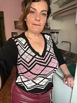 Snapshot of Sunbelxx chatting on 11/07/25, 09:09 Sunbelxx online show from 11/07/25, 09:09