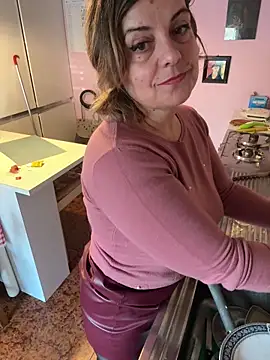 Snapshot of Sunbelxx chatting on 11/20/25, 08:36 Sunbelxx online show from 11/20/25, 08:36