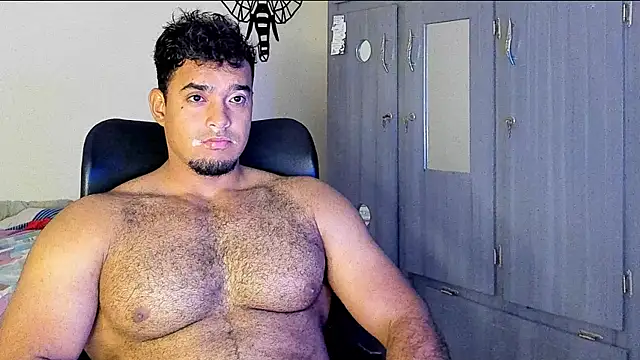 Big furry bear13 online show from 01/18/25, 06:24