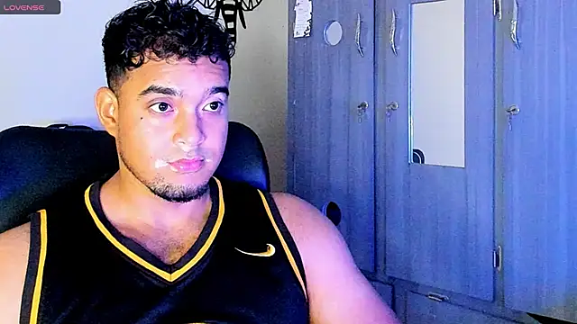 Big furry bear13 online show from 02/08/25, 06:22