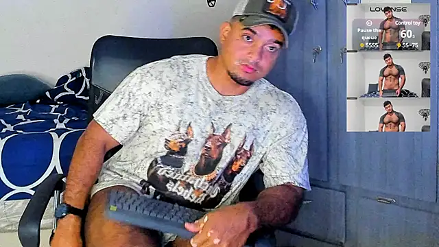 Big furry bear13 online show from 03/09/25, 09:57