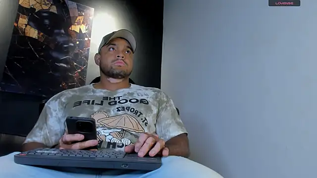 Big furry bear13 online show from 06/23/26, 06:55