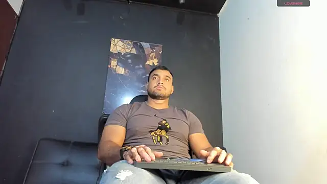 Big furry bear13 online show from 06/29/26, 06:52