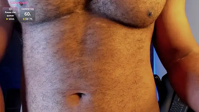 Big furry bear13 online show from 07/28/26, 04:39